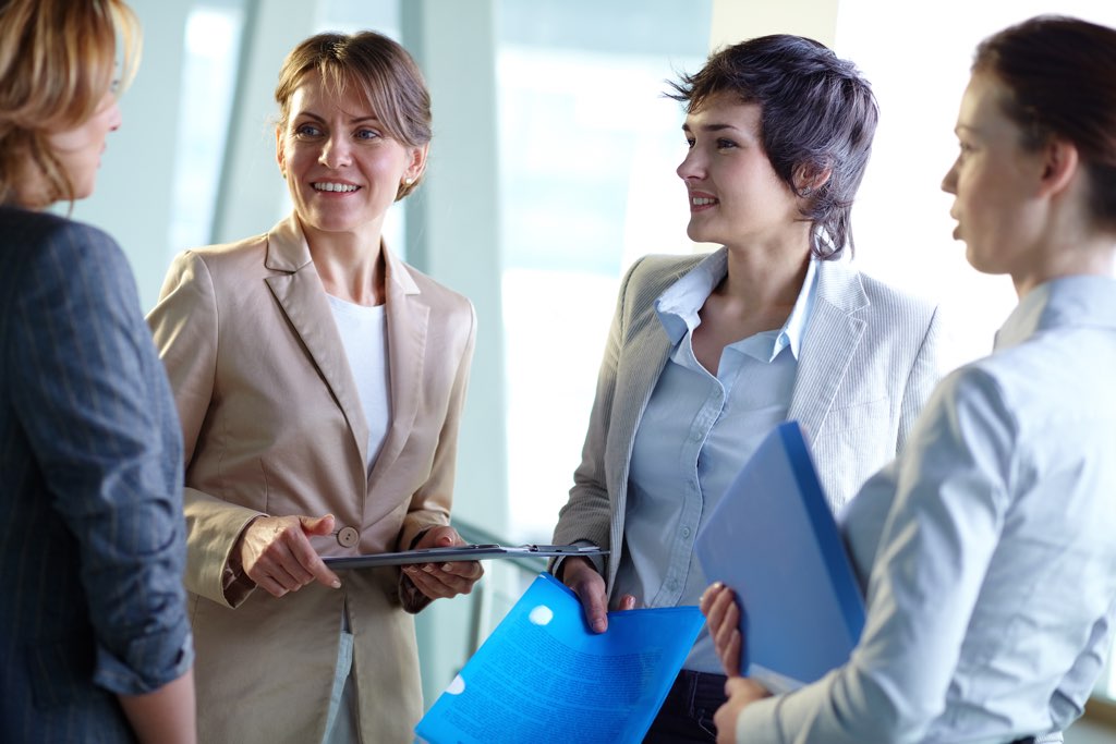 WOMAN LEADER Mujeres en puestos de liderazgo